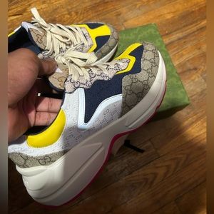 Gucci Rhyton Worn once bought them for $930 size 44